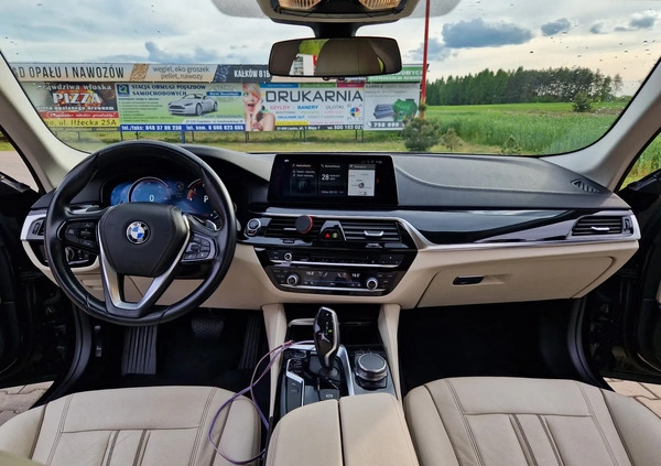 BMW Seria 5 cena 117900 przebieg: 99500, rok produkcji 2017 z Zwoleń małe 326